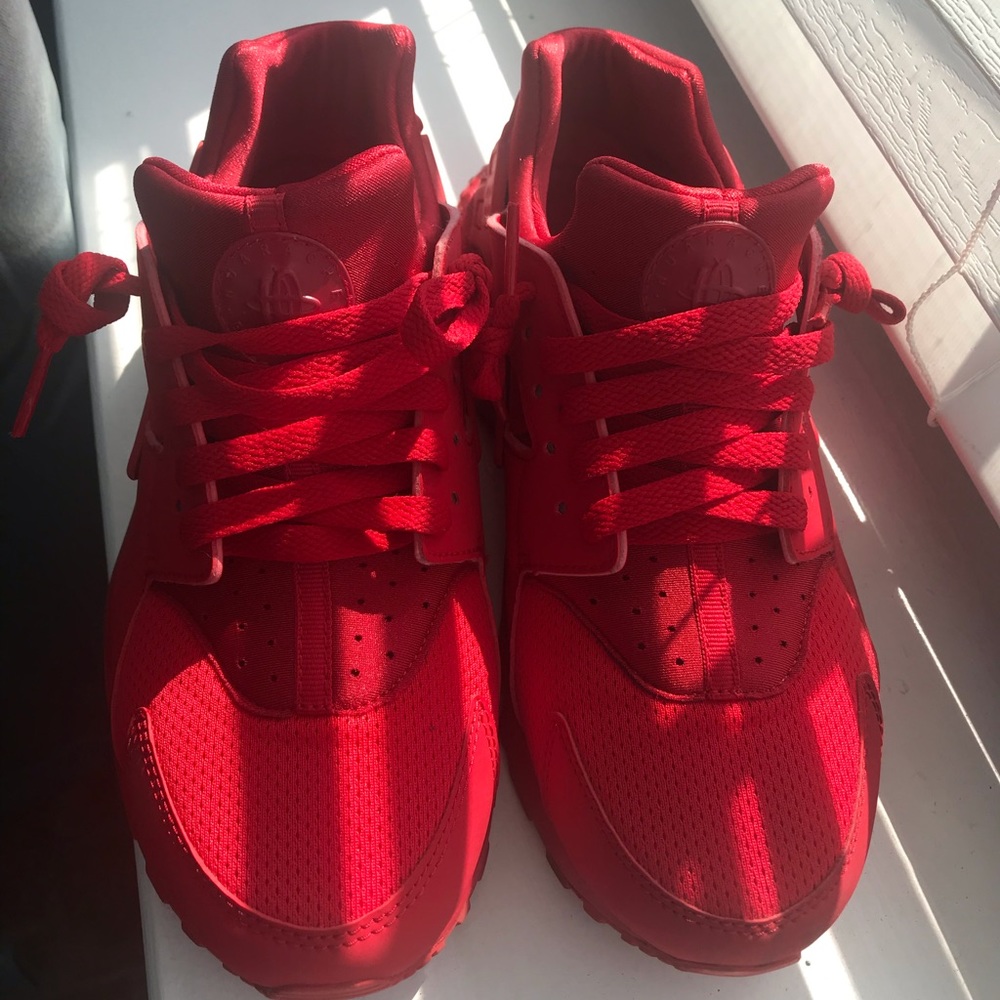 Nike Red Huarache